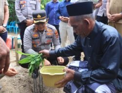 Kapolres Aceh Utara Letakkan Batu Pertama Program Bedah Rumah Hari Bhayangkara ke-79