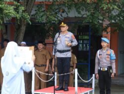 Polres Aceh Utara Gelar Upacara Serentak di 20 Sekolah, Kapolres Jadi Pembina di SMAN 1 Lhoksukon