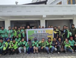 Polda Aceh Salurkan Bantuan Beras untuk Komunitas Ojol