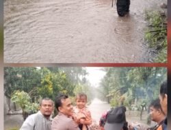 Tim SAR dan Polsek Baktiya Evakuasi Warga Terjebak Banjir ke Meunasah