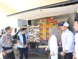 Kapolda Aceh Tiba di Langsa Lewat Jalur Darat, Beri Bantuan hingga Wifi Gratis untuk Warga