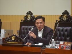 Ketua Komisi III DPR RI Tegaskan Polri tetap Berada Langsung di Bawah Presiden
