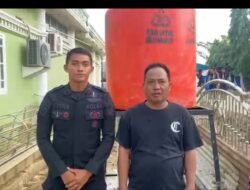 Polri Pasang Tandon Air Bersih di Desa Suka Mulya Aceh Tamiang Pascabencana