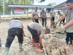 Operasi Aman Nusa II, BKO Sat Brimob Polda Aceh Tuntaskan Pembersihan SDN 15 Seunuddon Pasca Banjir