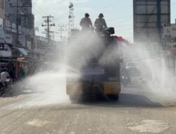 Aksi Humanis Polres Pidie Jaya Tuai Apresiasi Warga, Debu Pascabanjir Berhasil Dikendalikan