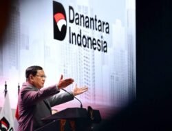 Denny Charter Sebut Danantara Berpotensi Picu Kontrol Ekonomi Absolut