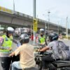 Satgas Preemtif Operasi Keselamatan Seulawah 2026 Edukasi Masyarakat Tertib Berlalu Lintas Melalui Pembagian Brosur