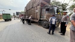 Polres Aceh Utara lakukan “ramp check” pada kendaraan angkutan