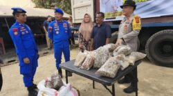 Bermula dari Video Call dengan Kapolda Aceh, Bantuan 10 Ton Ikan Asin dari Kapolda Sulsel Tiba di Aceh Tamiang