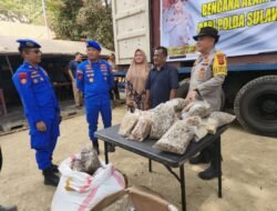Bermula dari Video Call dengan Kapolda Aceh, Bantuan 10 Ton Ikan Asin dari Kapolda Sulsel Tiba di Aceh Tamiang
