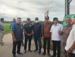 DPR-RI komisi-V H.Ruslan Daud  dan tim teknis kementrian PU di dampingi T.Zainal Abidin dalam kunjungan kerja ke sejumlah titik yang rusak akibat bencana di wilayah Aceh timur