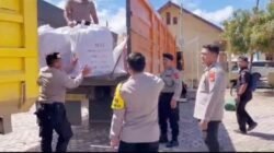 Wujudkan Kepedulian Polri, Polres Aceh Timur Salurkan Bantuan Logistik Kapolri ke 14 Titik Pengungsian Banjir