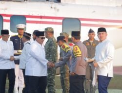 Presiden RI Prabowo Subianto Sholat Idul Fitri Bersama Warga Huntara di Aceh Tamiang Turut dihadiri Kapolda Aceh