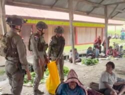 Patroli Humanis Jadi Ruang Harapan, Satgas Damai Cartenz Dorong Perputaran Ekonomi Mama-Mama Sinak