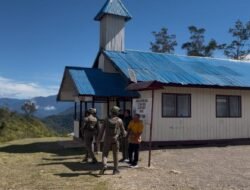 Humanis dan Presisi, Satgas Ops Damai Cartenz 2026 Hadirkan Rasa Aman dalam Patroli dan Pengamanan Ibadah di Sinak