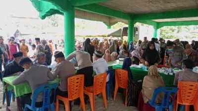 Gelar Pengobatan Massal Gratis, Sinergitas TNI-Polri Layani Masyarakat Kecamatan Payabakong