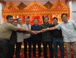 Tak Kenal Lelah, Wagub Aceh Mediasi Hingga Larut Malam, Konflik APBK Aceh Singkil Akhirnya Tuntas