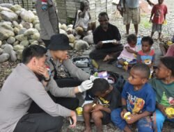 Ops Damai Cartenz Berbagi Kasih, Hadirkan Bantuan dan Pelayanan Kesehatan bagi Warga Pelosok Timika