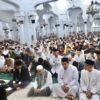 Kapolda Aceh Salat Idul Adha di Masjid Raya Baiturrahman Dan Serahkan Satu Ekor Sapi Untuk Qurban