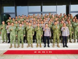 Kapolri Perkuat Soliditas TNI-Polri Lewat Silaturahmi dengan Panglima TNI di Mabes TNI