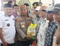 Kapolda Aceh Serahkan 1.000 Paket Sembako untuk Masyarakat Terdampak Bencana di Bireuen