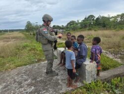 Langkah Kecil, Rasa Aman yang Besar: Patroli Humanis Satgas Ops Damai Cartenz Hangatkan Kenyam