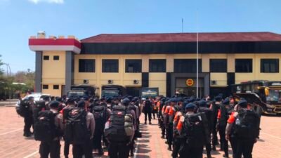 Pasukan Brimob Sudah Bergerak ke Lokasi Bencana, Perkuat Operasi Penyelamatan dan Kemanusiaan di NTT