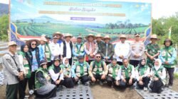 Dukung Swasembada Pangan, Kapolda Tanam Bawang Putih di Aceh Tengah
