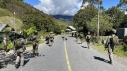 Satgas Kepolisian Operasi Damai Cartenz Perkuat Kehadiran Humanis di Distrik Muara Puncak Jaya
