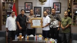 Kapolda Aceh Terima Penghargaan dari AMSI sebagai Tokoh Humanis Pemelihara Kamtibmas