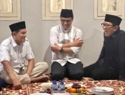 Wagub Aceh Dek Fadh Bertakziah ke Rumah Duka Ayah Nezar Patria