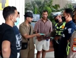 Polresta Bandara Soetta Bersama Stakeholder Berbagi Snack dan Minuman di Bandara Soetta