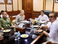 Wagub Dek Fadh Dorong Penyediaan Ekskavator untuk Percepat Penanganan Banjir