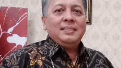 Rocky Gerung Masuk Istana, Kritik Masihkah Berjarak?