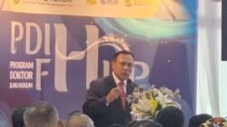 Raih Summa Cumlaude dengan IPK 4,0, Firli Bahuri Resmi Sandang Gelar Doktor Ilmu Hukum