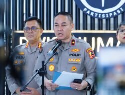 Respons Cepat Tangani Banjir Padang, Polri Kerahkan Personel dan Dirikan Posko Kesehatan