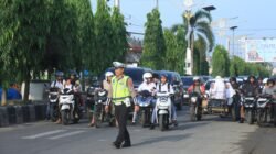Kapolres Aceh Utara Turun Langsung Atur Lalu Lintas Pagi di Lhoksukon