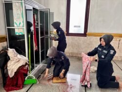 Hari Jadi Ke-75 Humas Polri, Bidhumas Polda Aceh Gelar Baksos di Tempat Ibadah